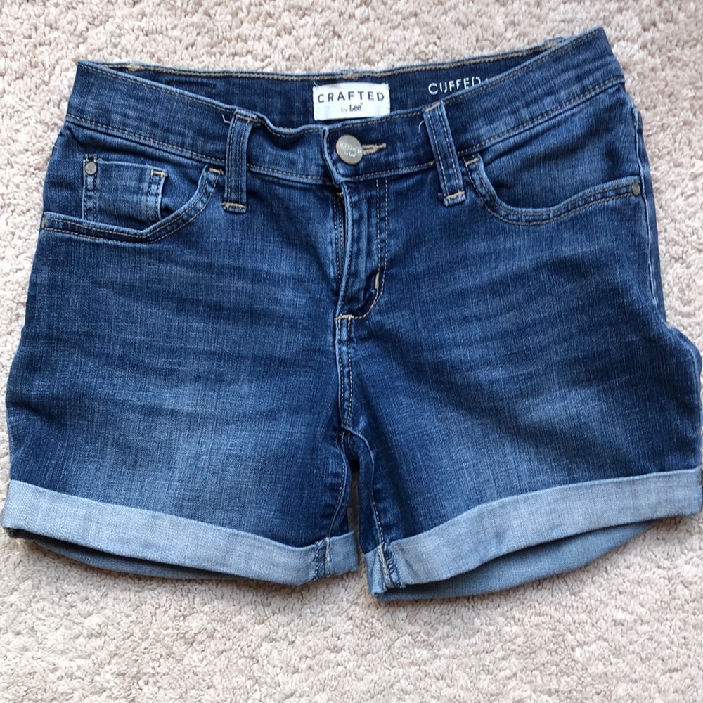 Crafted by Lee Cuffed Short Size 0
